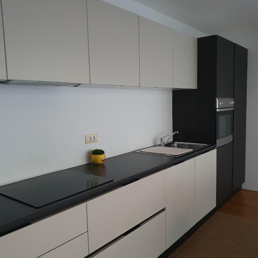 Apartments Legend Ровінь Екстер'єр фото